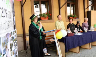 Toca Absolvire Calan / Esarfe Absolvire in Calan | Robe Absolvire de Vanzare in Calan