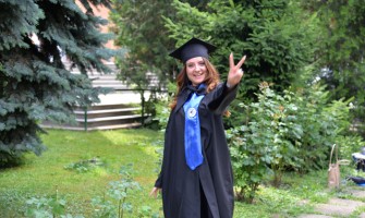 Toca Absolvire Isaccea / Esarfe Absolvire in Isaccea | Robe Absolvire de Vanzare in Isaccea