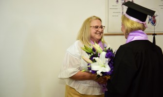 Toca Absolvire Ramnicu Valcea / Esarfe Absolvire in Ramnicu Valcea | Robe Absolvire de Vanzare in Ramnicu Valcea