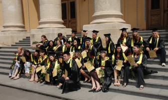 Toca Absolvire Giurgiu / Esarfe Absolvire in Giurgiu | Robe Absolvire de Vanzare in Giurgiu