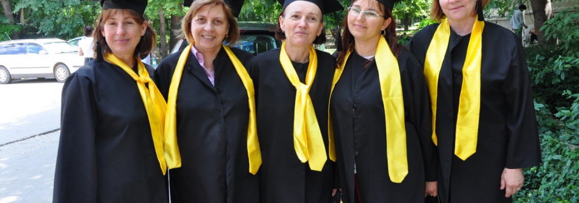 Toca Absolvire Calafat / Esarfe Absolvire in Calafat | Robe Absolvire de Vanzare in Calafat Toca Absolvire Calafat / Esarfe Absolvire in Calafat | Robe Absolvire de Vanzare in Calafat