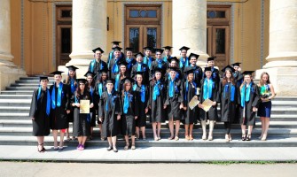 Toca Absolvire Salaj / Esarfe Absolvire in Salaj | Robe Absolvire de Vanzare in Salaj