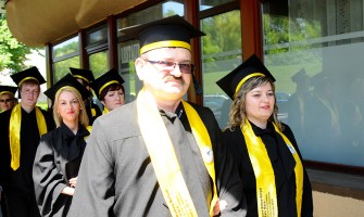 Toca Absolvire Tautii-Magheraus / Esarfe Absolvire in Tautii-Magheraus | Robe Absolvire de Vanzare in Tautii-Magheraus